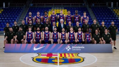 El Barça se hizo la foto oficial de la temporada con la presencia de Joan Laporta que animó al equipo