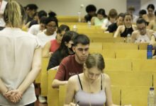 Aspirantes a entrar en la universidad, durante los exámenes de selectividad del pasado junio.