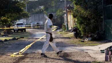 Hombre halla muerta a su familia tras 4 años de no visitarlos, los cuerpos ya estaban en descomposición