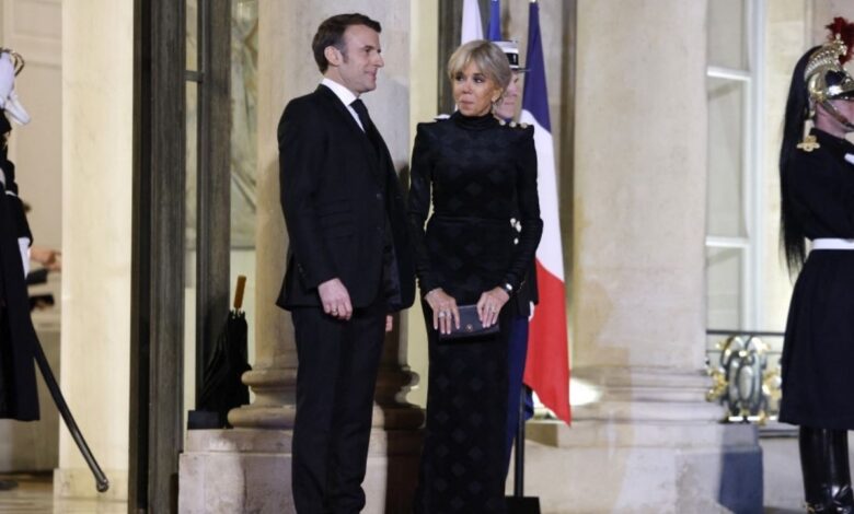 Las teorías infundadas sobre Brigitte Macron traspasan las fronteras de Francia