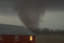 VIDEO | Tornado arrasa con condado de Ohio y deja al menos 3 muertos