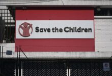 Acusan a Save the Children de tráfico de niños