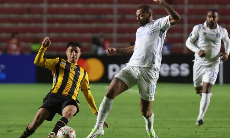 Copa Libertadores: The Strongest - Gremio.