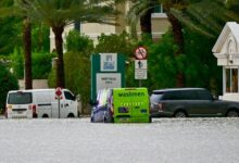 Poderosa tormenta de Dubái, deja impactantes imágenes con aviones y autos cubiertos por el agua