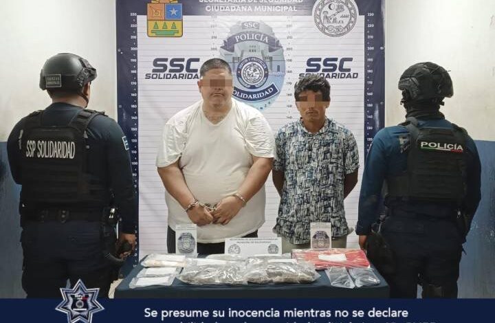 Capturan a Dos Hombres con Presuntas Drogas en Playa del Carmen