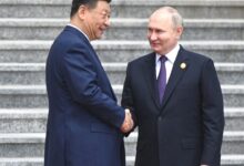 China califica como conveniente para la paz su relación con Rusia