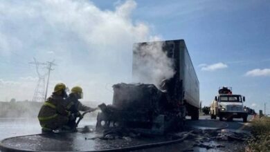 Seis detenidos vinculados al bloqueo de carreteras e incendio de vehículos