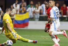 Uno de los goles argentinos ante Canadá.