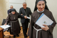 Excomulgan a las diez monjas clarisas "rebeldes" al Vaticano