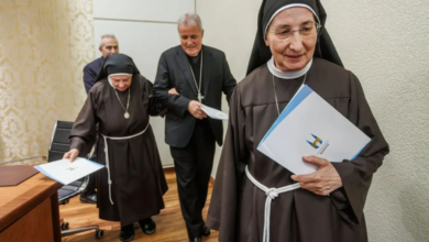 Excomulgan a las diez monjas clarisas "rebeldes" al Vaticano