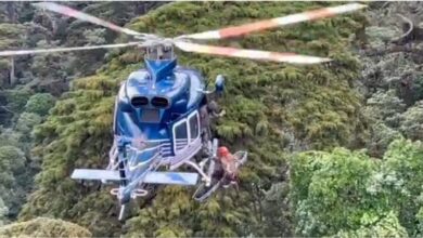 Entre árboles y con ayuda de un helicóptero: así fue como socorristas localizaron una aeronave con dos cadáveres en Guatemala