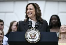 Kamala Harris agradece a Joe Biden: “Lo hecho por él no tiene paralelo en la historia moderna”