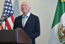 Ken Salazar sobre decisión de Joe Biden: "es un verdadero perfil de valentía"