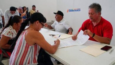 Realizan firma de escrituras para las primeras 100 familias de Cristo Rey