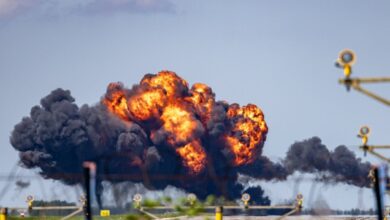 VIDEO FUERTE: Jet de la Fuerza Aérea de Polonia se estrella y estalla en llamas en plena pista