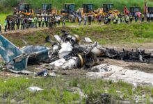 VIDEOS: así fue el dramático momento exacto del avión antes y después de estrellarse en Nepal