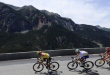 El colombiano Richard Carapaz lució el maillot amarillo durante la etapa 4 del Tour de Francia