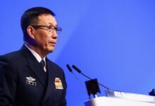 El ministro chino de Defensa, Dong Jun, durante su discurso en el Foro de Xiangshan de Pekín.