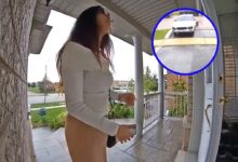 Mujer se hace pasar por compradora de Porsche, pero atropella al dueño para robarlo