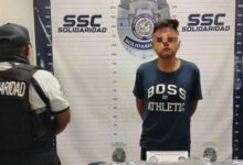 Policía Municipal de Solidaridad detiene a sospechoso por presunto robo a comercio