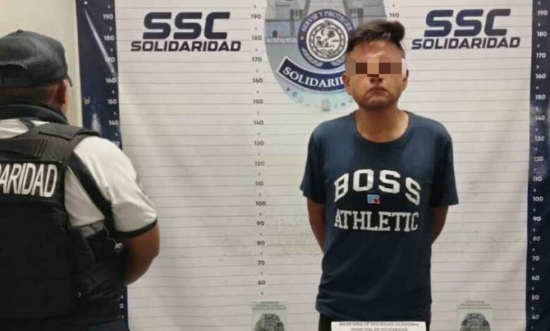 Policía Municipal de Solidaridad detiene a sospechoso por presunto robo a comercio