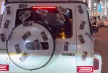 VIDEO: automovilista regala decenas de iPhone 16, los traía pegados en su camioneta