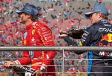 Carlos Sainz y Max Verstappen, en el podio de Austin