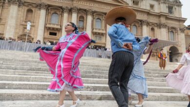 Danza tapatía llega hasta el Vaticano ante la presencia de Papa Francisco