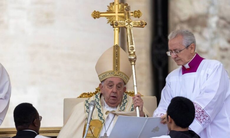 El Papa Francisco canoniza 14 nuevos Santos