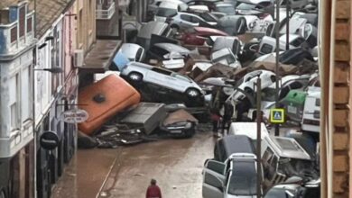 IMÁGENES IMPRESIONANTES: intensa tormenta deja cientos de carros accidentados