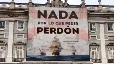 "Nada por lo que pedir perdón", qué sabemos de la manta fake, supuestamente colocada en España