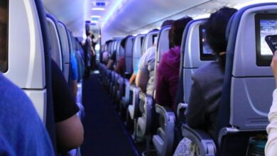 Pasajeros de avión viven momentos de terror tras turbulencias extremas en el vuelo: "todos salimos volando"