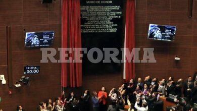 Rinden homenaje a promotoras del voto femenino en Senado