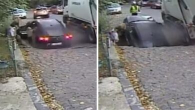 VIDEO: Captan momento exacto en que un niño de cinco años es tragado por un socavón ante la mirada de su madre