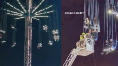 VIDEO: falla juego mecánico y quedan colgados en el aire por dos horas