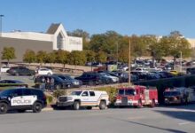 Alertan por tiroteo en centro comercial de Arkansas durante ventas de Black Friday