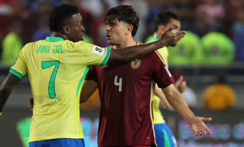 Vinicius Jr. tuvo un encontronazo con el jugador de la Real Sociedad, Joan Aramburu