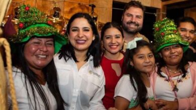 Convive Estefania Mercado con familias en la pista de hielo