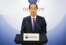 Destituye parlamento de Corea del Sur a presidente sustituto