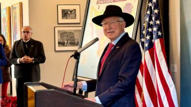 Ken Salazar recomienda a Trump tres cinturones de seguridad para contener la migración hacia EU