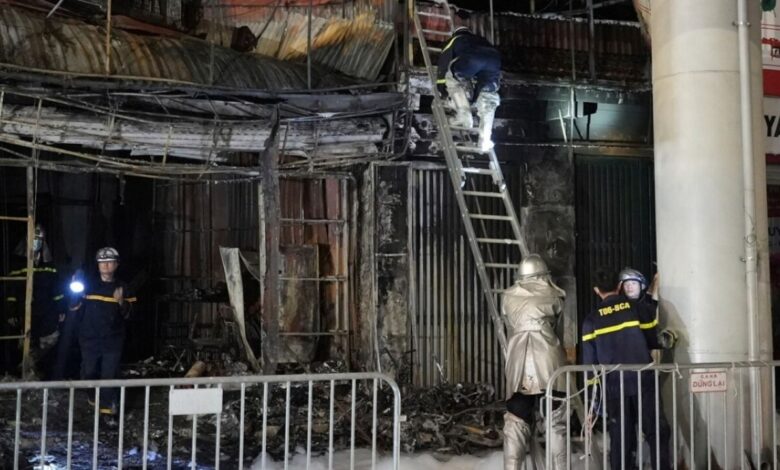 Tragedia en Vietnam: fuerte incendio en karaoke deja 11 muertos, detienen al sospechoso