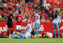 El árbitro Eder Mallo Fernández, el el partido de playoff Nàstic - Málaga