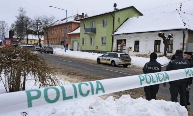 Estudiante de secundaria apuñaló a tres personas, dos perdieron la vida