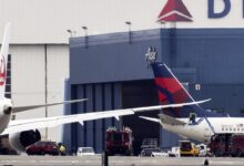 Dos aviones chocan en pista de aeropuerto de Seattle; es el tercer incidente aéreo en EU en una semana