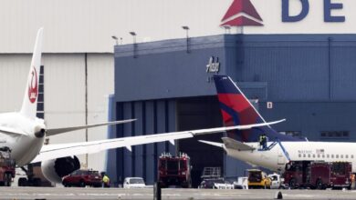 Dos aviones chocan en pista de aeropuerto de Seattle; es el tercer incidente aéreo en EU en una semana