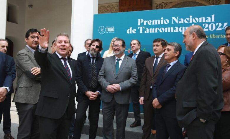 Emiliano García-Page, esta mañana durante el fallo del Premio Nacional de Tauromaquia en Toledo.