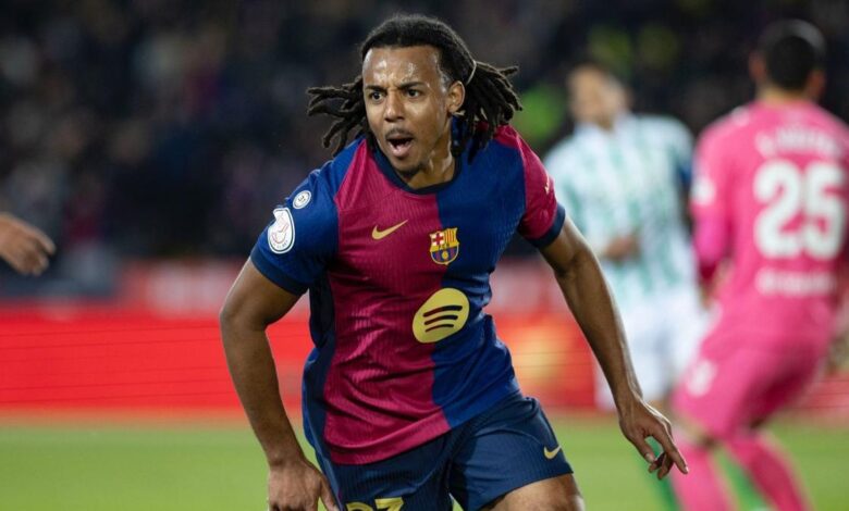 Koundé celebra el gol ante el Betis