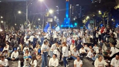 Protesta PAN contra elección judicial en Paseo de la Reforma