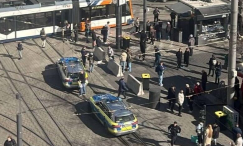 Auto embiste a multitud en Mannheim, Alemania | VIDEO