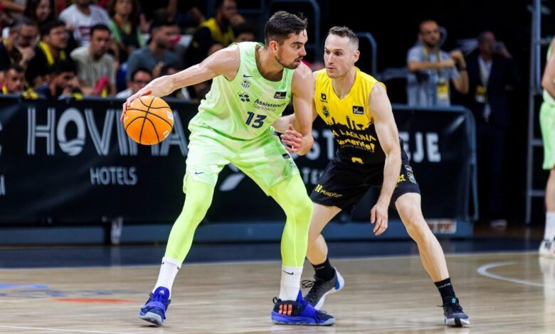 Tomas Satoransky y Marcelinho Huertas, en el partido de la primera vuelta